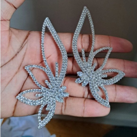 Silver Rhinestone Leaf Design Studded Earrings - Picture 12 of 12